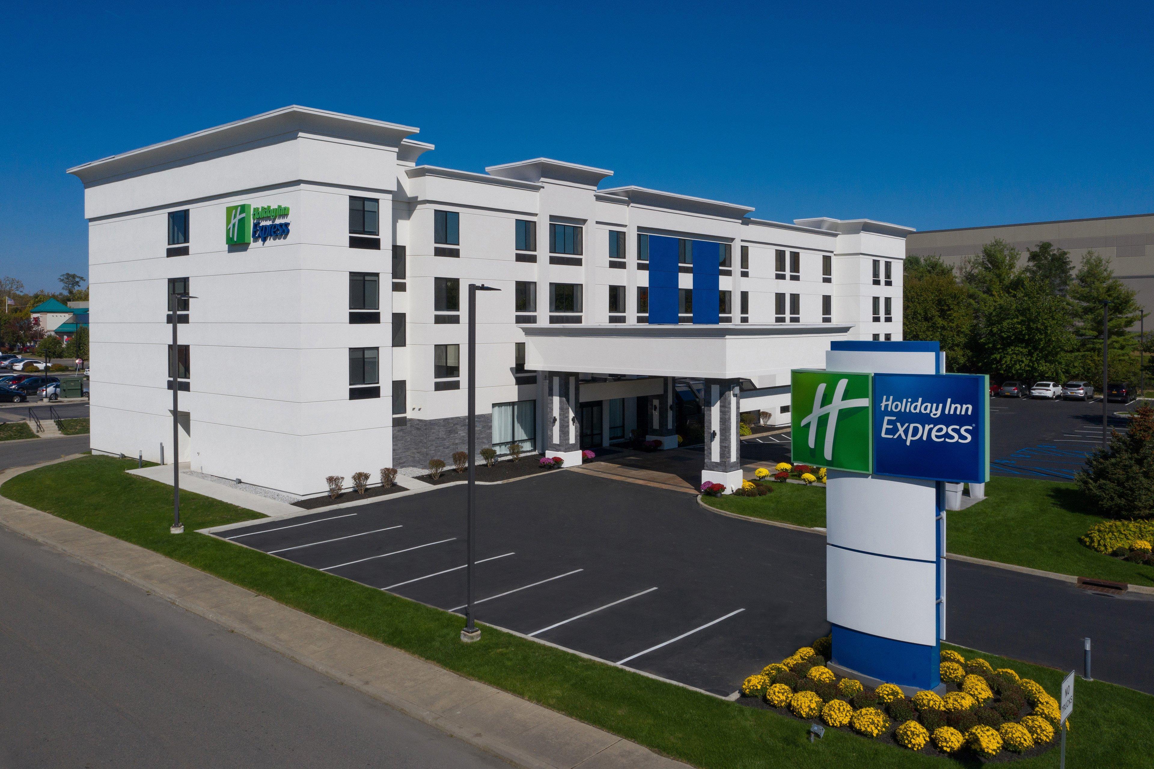 Holiday Express By Ihg Hotel 3*